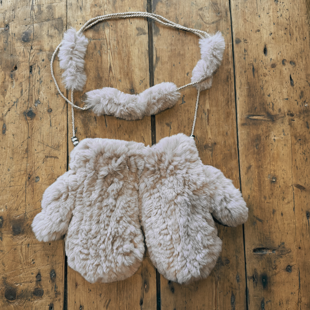 Rabbit Fur Gloves - Mamma Reykjavík