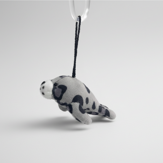 Grey Seal Clip Keychain 5 cm - A Memory From Iceland